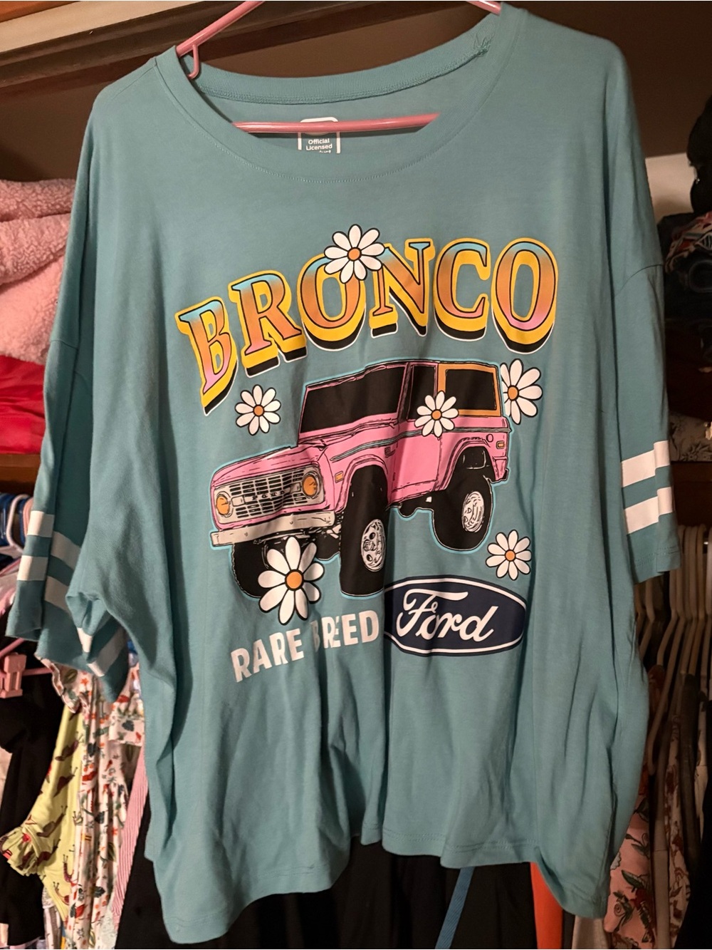 Women’s size 2x Ford Bronco Graphic Tee Teal with Pink Truck